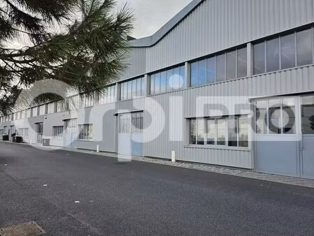 location local d’activités reims 51100 340m²
