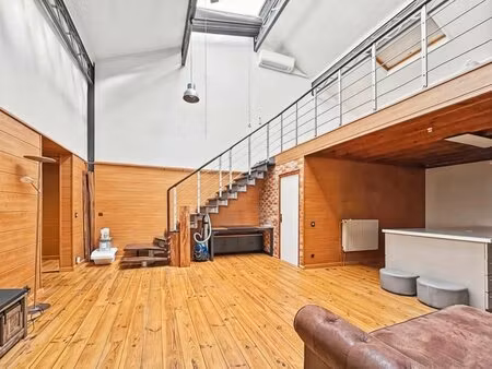 loft de 4 pièces de 113 m² situé à argenteuil