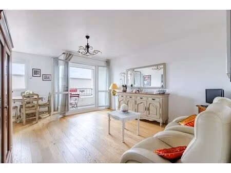 appartement de 4 pièces de 78 m² montmorency plein centre avec double box