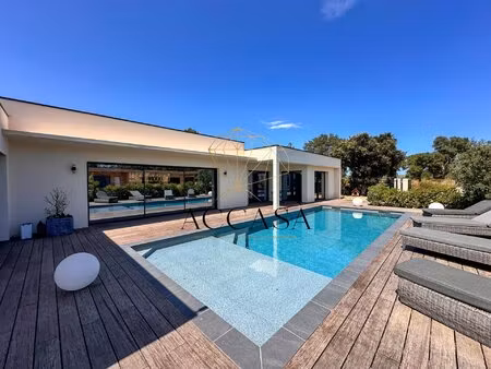 belle villa avec piscine  proche des plages de cala rossa et st cyprien