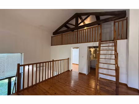 location maison  m² t-2 à cuq  480 €