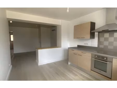 location maison  m² t-3 à saint-paul-lès-dax  780 €