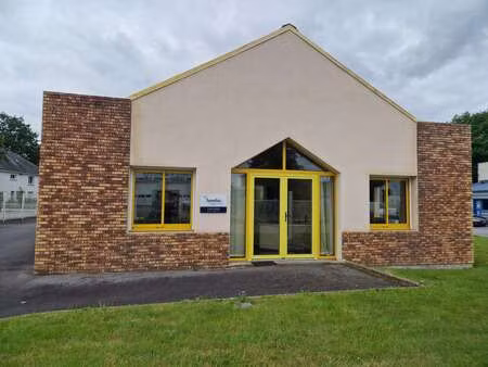vente bureaux et commerces à redon (35600) : à vendre / 130m² redon