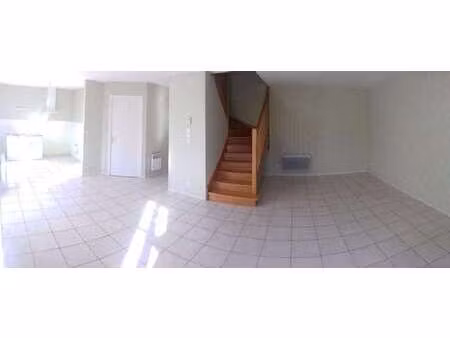 location appartement 4 pièces à priziac (56320) : à louer 4 pièces / 79m² priziac