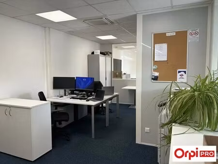 vente bureaux 141 m²