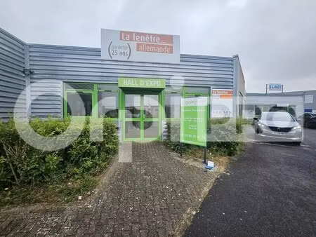 location entrepôt 340 m²