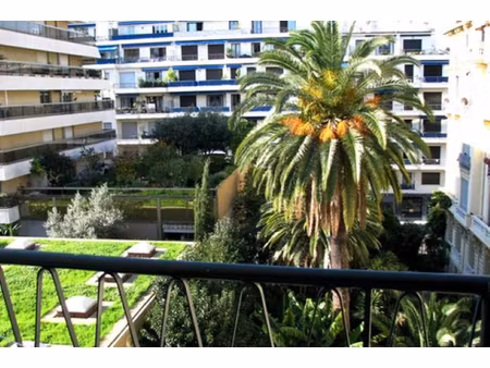 a louer studio meuble proche mer - bail etudiant