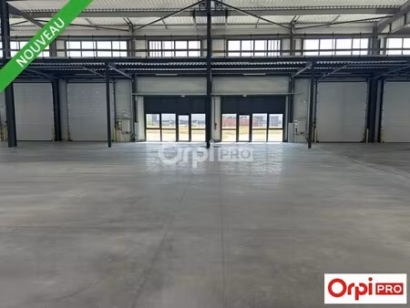location local d’activités pierrelatte 26700 736m²