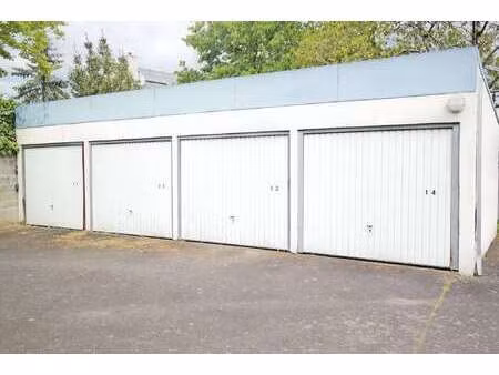 vente garage et parking à nantes jonelière (44000) : à vendre / 13m² nantes jonelière