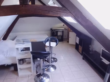 location meublée appartement 1 pièce 25 m² à villers-cotterets (02600)  430 €