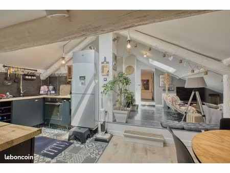 appartement 4 pièces – dernier étage – verny – volume rare sur le marché