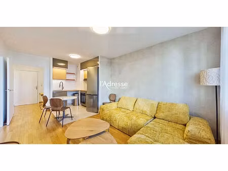 location appartement 2 pièces  41.33m²  issy