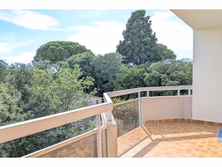 location appartement 4 pièces 96 m² à montpellier (34090)
