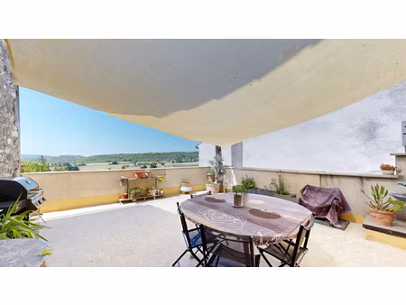 duplex t7 avec terrasse