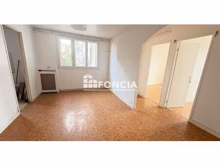 appartement t3 à montreuil quartier boissière  au calme  à proximité des commodités