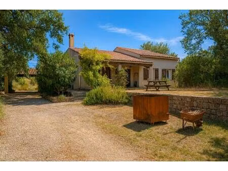 maison 102 m² sans vis-à-vis sur 1 380 m² de terrain plat