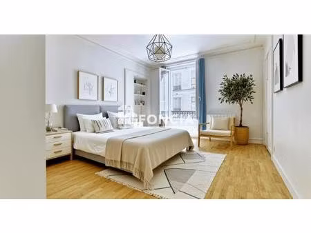 grand appartement familial avec ascenseur – à rénover