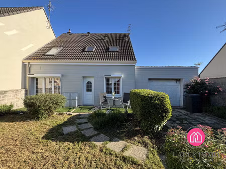 maison semi-individuelle avec garage