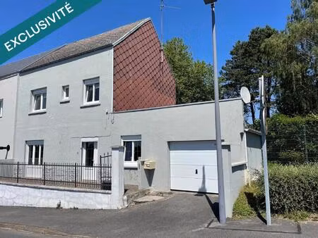 maison semi individuelle proche des écoles avec beau jardin