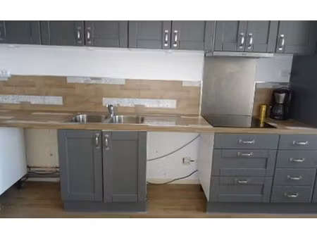 location appartement  m² t-3 à saint-pierre-des-corps  680 €
