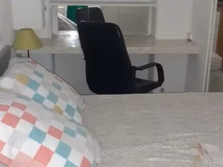 chambre de 18m² avec piscine privative et jardin