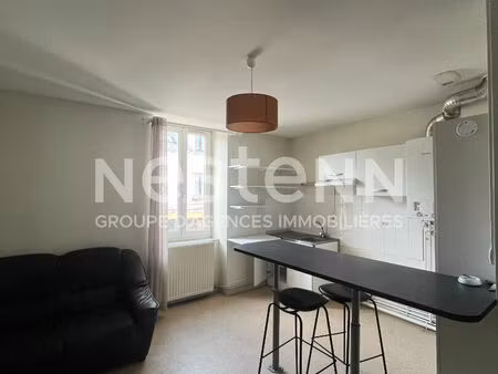 appartement * 2 pièces * 36 m² * 19200 ussel * 300 € * 40 € * 340 €