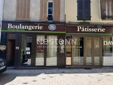 boutique * 100 m² * 19110 bort les orgues * 600 € * 600 €