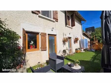 maison 5 pièces 135 m²