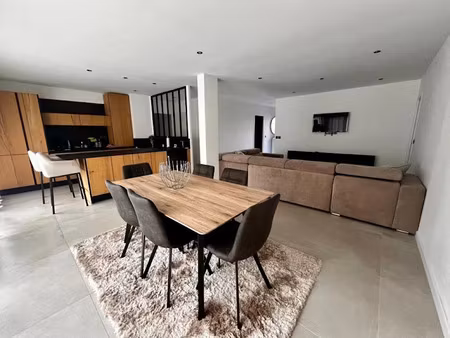 location appartement 3 pièces 87.22 m² à archamps (74160)  2 195 €