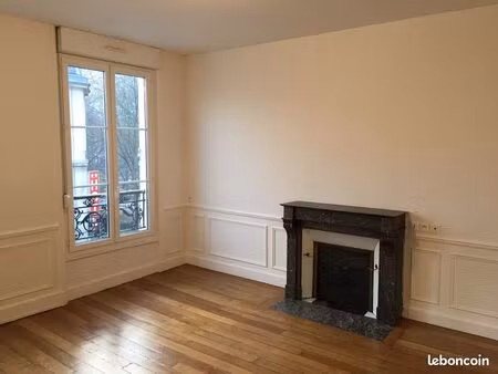reims hyper centre studio 28m² 460