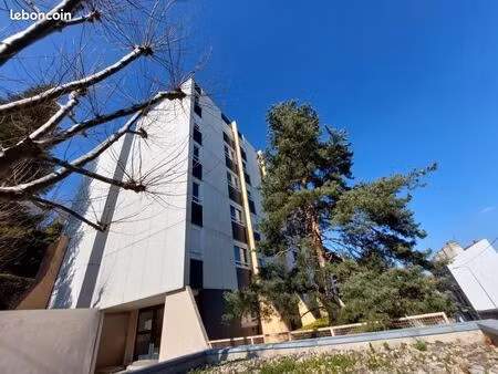 appartement 1 pièce 28 m²