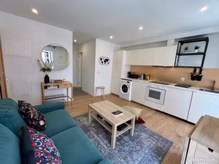 centre-ville – t2 40m2 meublé refait à neuf