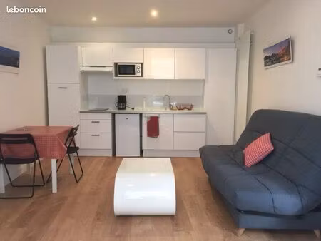 loue studio meublé centre ville la rochelle