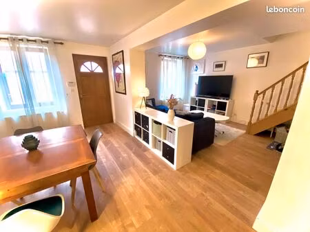 maison de ville 165 m2 meublée