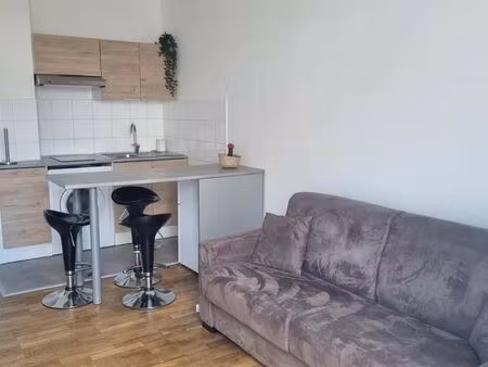 location studio meublé 25m2
