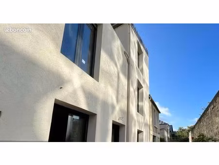 studio 1 pièce 25 m²