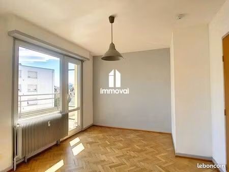 studio 1 pièce 23 m²