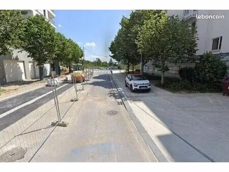 parking champs sur marne