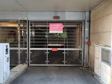 parking clichy
