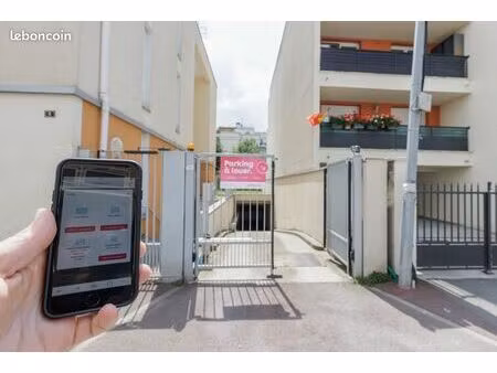 parking le blanc mesnil