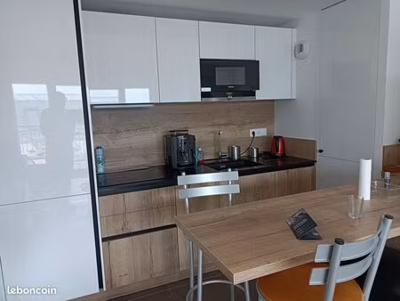 très bel appartement centre ville gare chatou