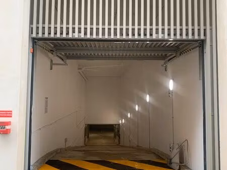 place de parking à louer - résidence neuve et sécurisée - métro juillottes - nouveau recto