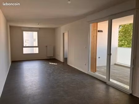 appartement 3 pièces 75 m²
