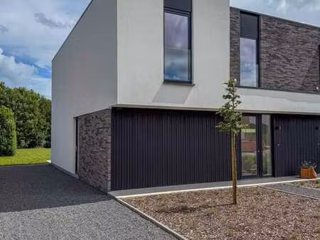 nieuwbouw half-open energiezuinige woning | olsenestraat