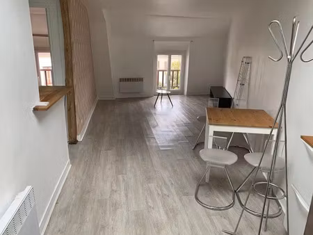 location meublée appartement 2 pièces 41 m² à bievres (91570)  990 €