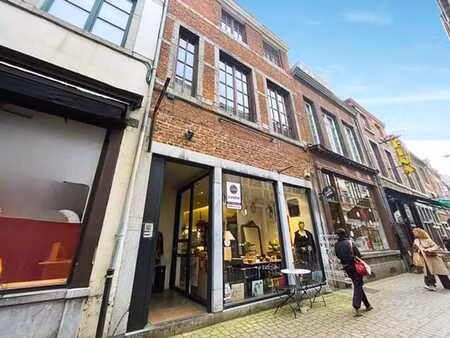 nam property vous présente une belle surface commerciale