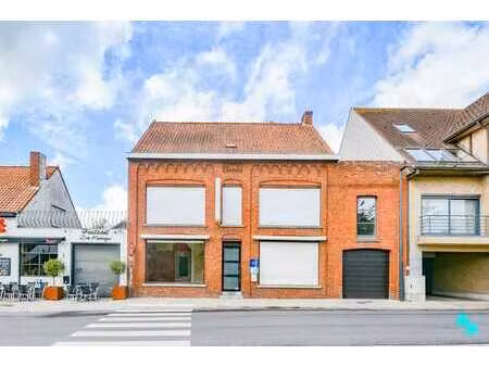 centraal gelegen handelspand of kantoor te gits