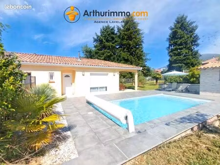 villa 5 pièces 120 m²