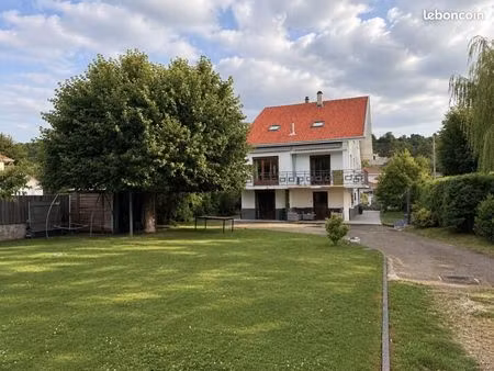 maison 7 pièces 178 m²