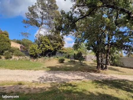 terrain 750 m² gareoult